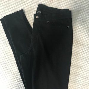 HUE Black Denim Leggings